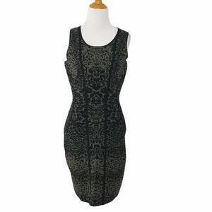 Diane von Furstenberg Bodycon Knit Sheath Hourglass Olive Animal Print Medium